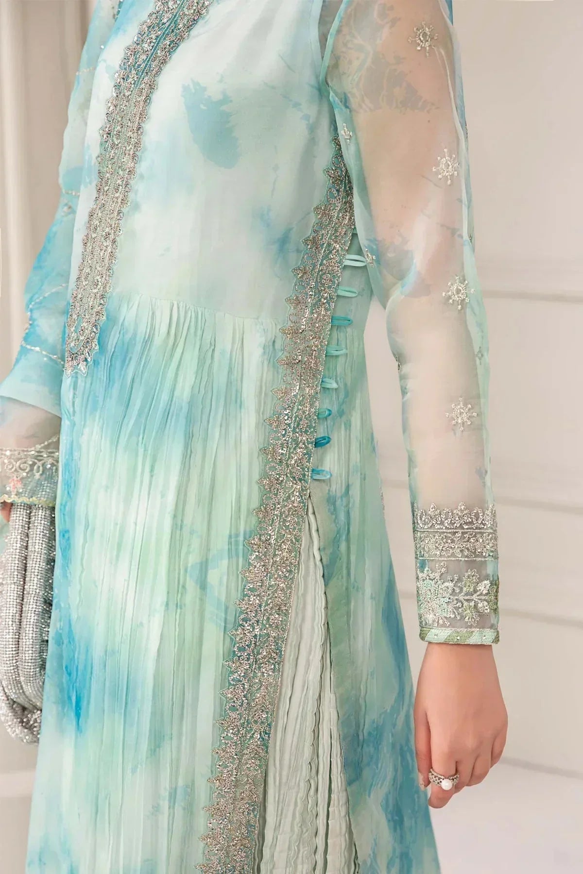 3 PIECE EMBROIDERED ORGANZA SUIT - Aarrzo