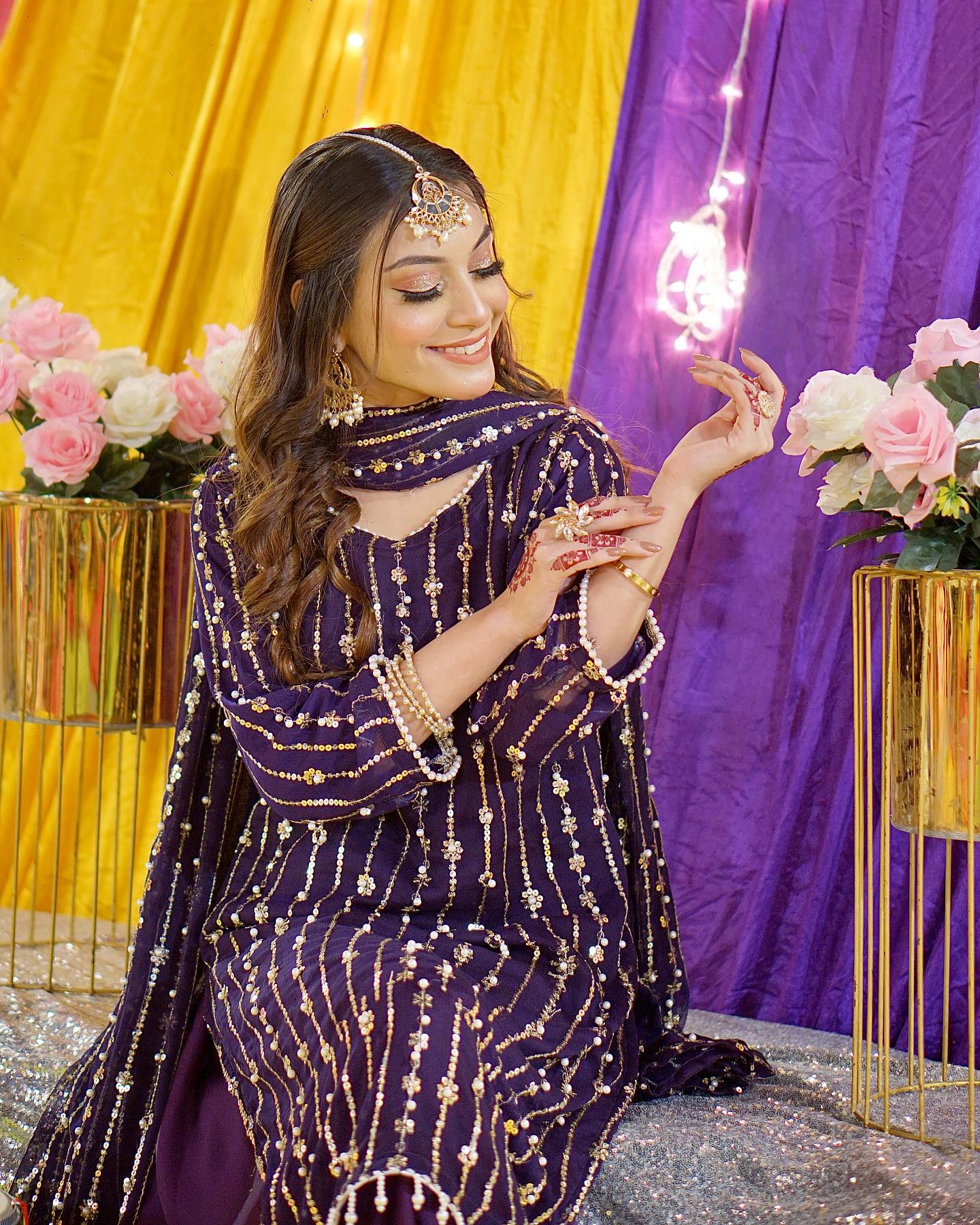 Pakistan and Indian mehndi wedding dress 2024 - Aarrzo